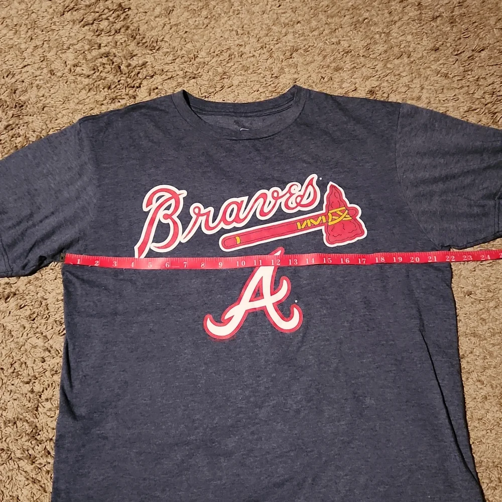 Official Atl Braves t shirt! - Picture 2 of 4